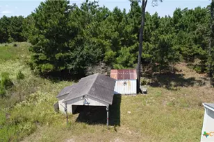 1160 Alleyton Rd, Columbus, TX 78934 - Photo 2
