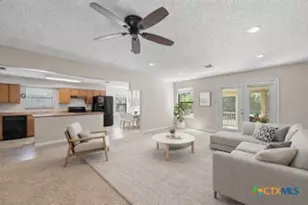 1369 Lakeview Dr, Canyon Lake, TX 78133 - Photo 6