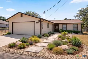 1369 Lakeview Dr, Canyon Lake, TX 78133 - Photo 2