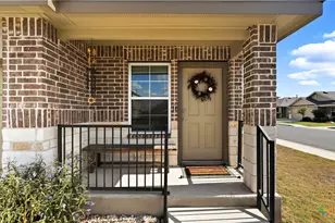 150 Legendary Trail Loop, Floresville, TX 78114 - Photo 6