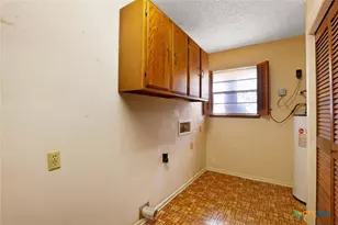 25 County Rd 427, Stockdale, TX 78160 - Photo 28