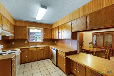 25 County Road 427, Stockdale, TX 78160 - Photo 18