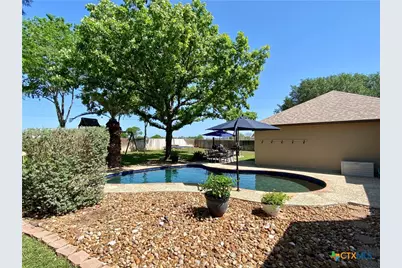 256 Las Brisas Boulevard, Seguin, TX 78155 - Photo 20