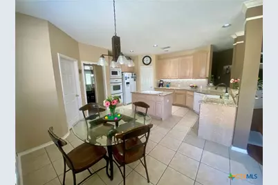 256 Las Brisas Boulevard, Seguin, TX 78155 - Photo 6