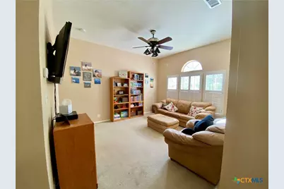 256 Las Brisas Boulevard, Seguin, TX 78155 - Photo 14