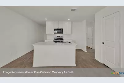 734 Jennifer Way, New Braunfels, TX 78130 - Photo 6