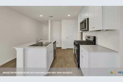 738 Jennifer Way, New Braunfels, TX 78130 - Photo 6