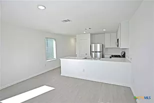 11806 Bluebell Rdg, Converse, TX 78109 - Photo 6