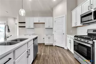 154 Elisha Dr, Liberty Hill, TX 78642 - Photo 4