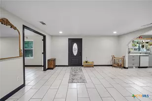 133 Alamo Dr, Pipe Creek, TX 78063 - Photo 4