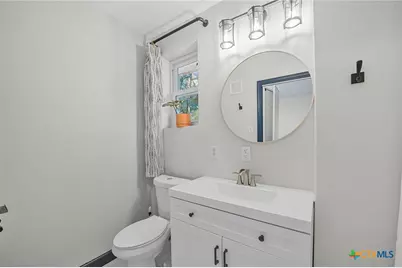 133 Alamo Drive, Pipe Creek, TX 78063 - Photo 18