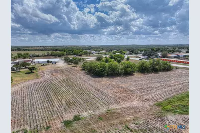 2918 W Kingsbury Street, Seguin, TX 78155 - Photo 24