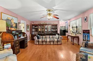 949 Burges St, Seguin, TX 78155 - Photo 20