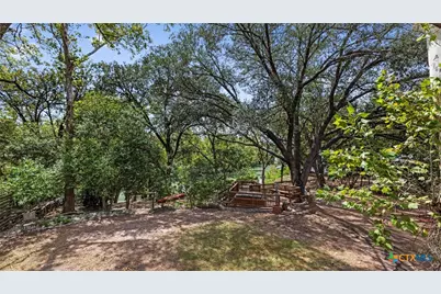 949 Burges Street, Seguin, TX 78155 - Photo 8