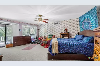 949 Burges Street, Seguin, TX 78155 - Photo 6