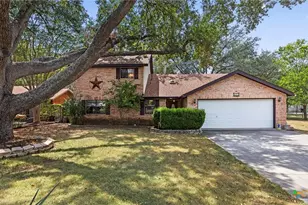 949 Burges St, Seguin, TX 78155 - Photo 1