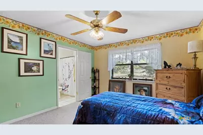 949 Burges Street, Seguin, TX 78155 - Photo 14