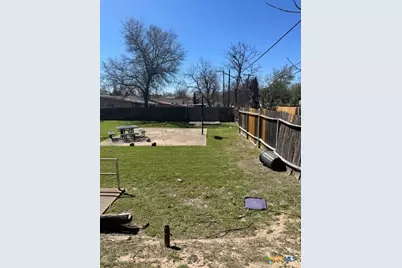 518 N 8th Street, Temple, TX 76501 - Photo 20