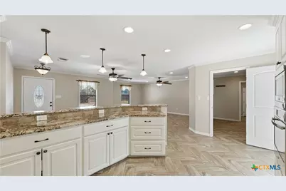 10040 US Highway 90A, Gonzales, TX 78629 - Photo 10