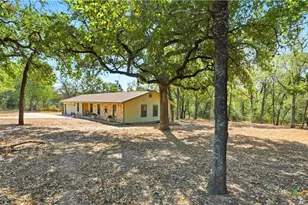 10040 US Hwy 90A, Gonzales, TX 78629 - Photo 4