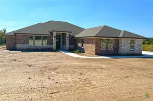 3166 Fish Pond Dr, Copperas Cove, TX 76522 - Photo 2