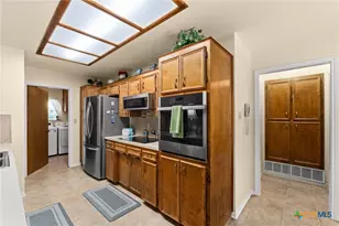 703 Craddock St, Copperas Cove, TX 76522 - Photo 8