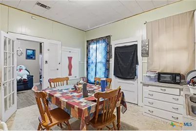 613&615 E Court Street, Seguin, TX 78155 - Photo 12