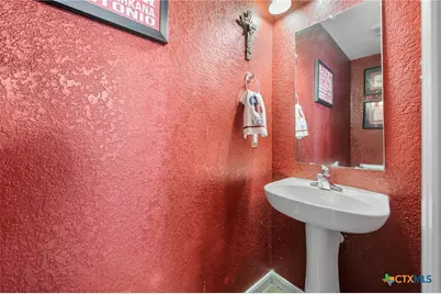 5742 Butch Canyon, San Antonio, TX 78252 - Photo 8