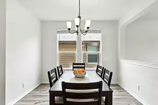 354 Deer Crest Dr, New Braunfels, TX 78130 - Photo 8