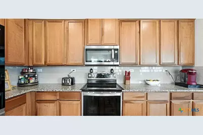 354 Deer Crest Drive, New Braunfels, TX 78130 - Photo 10