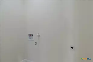 624 Stratton Ave, Seguin, TX 78155 - Photo 24