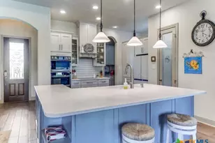 121 Pond View, Spring Branch, TX 78070 - Photo 10