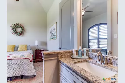 121 Pond View, Spring Branch, TX 78070 - Photo 28