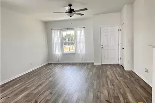 124 Rollingwood Dr, San Marcos, TX 78666 - Photo 4