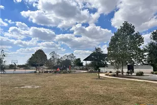 124 Rollingwood Dr, San Marcos, TX 78666 - Photo 42