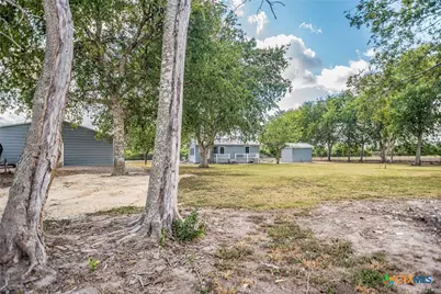 190 Hood Road, Inez, TX 77968 - Photo 16