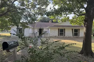 1516 E McLennan Ave, Mart, TX 76664 - Photo 28