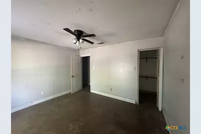 1516 E McLennan Avenue, Mart, TX 76664 - Photo 8