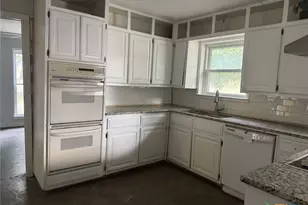 1516 E McLennan Ave, Mart, TX 76664 - Photo 4