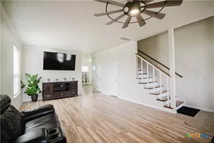 201 Boulder Ridge Dr, Cuero, TX 77954 - Photo 6