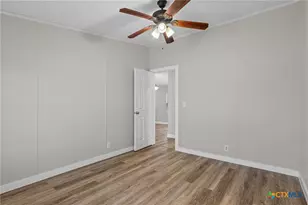 183 Altamira Ave, Elgin, TX 78621 - Photo 24