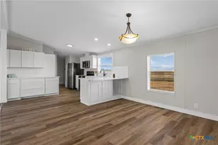 183 Altamira Ave, Elgin, TX 78621 - Photo 16