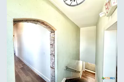 123 W May Street #1, Yoakum, TX 77995 - Photo 8