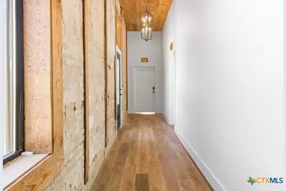 123 W May Street #1, Yoakum, TX 77995 - Photo 10