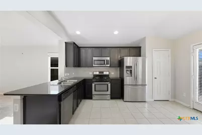 2490 Lonesome Creek Trail, New Braunfels, TX 78130 - Photo 8