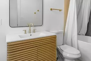 123 W May St, Yoakum, TX 77995 - Photo 18