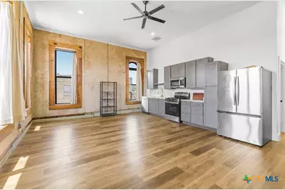 123 W May Street #2, Yoakum, TX 77995 - Photo 1