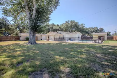 206 Yucca Drive, Victoria, TX 77904 - Photo 32