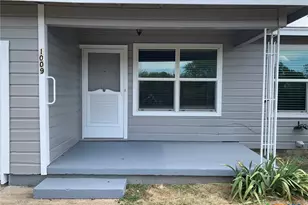 1009 S 5th St, Copperas Cove, TX 76522 - Photo 4