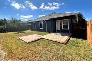 417 Capistrano Dr, San Marcos, TX 78666 - Photo 26